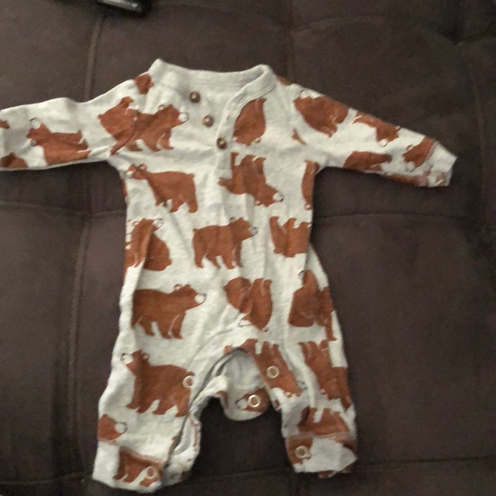 Baby long sleeve onesie